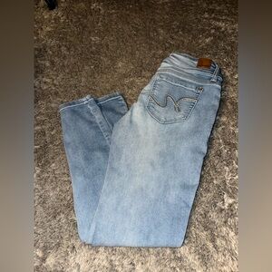 Wallflower Women's Ultra Skinny Mid-Rise Insta Soft Juniors Jeans